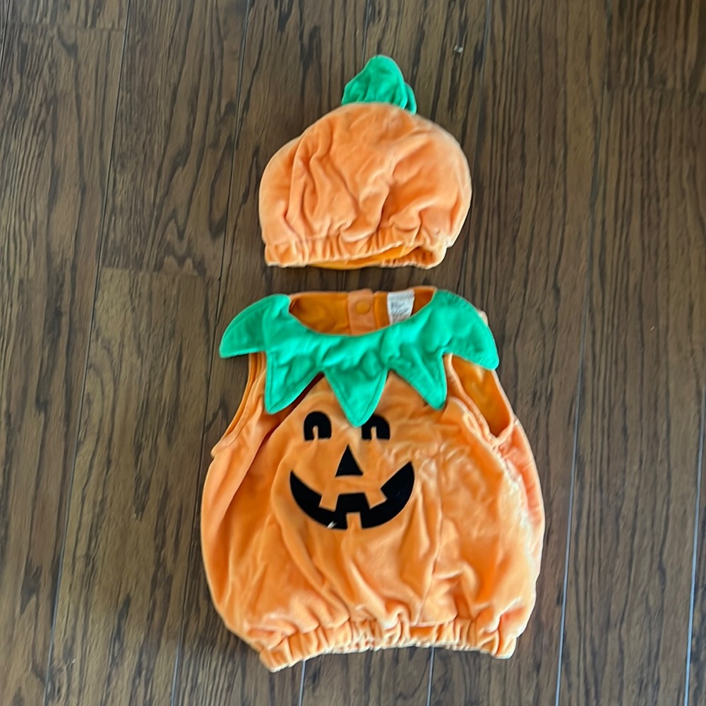 Little pumpkin Halloween costume 6-12 months